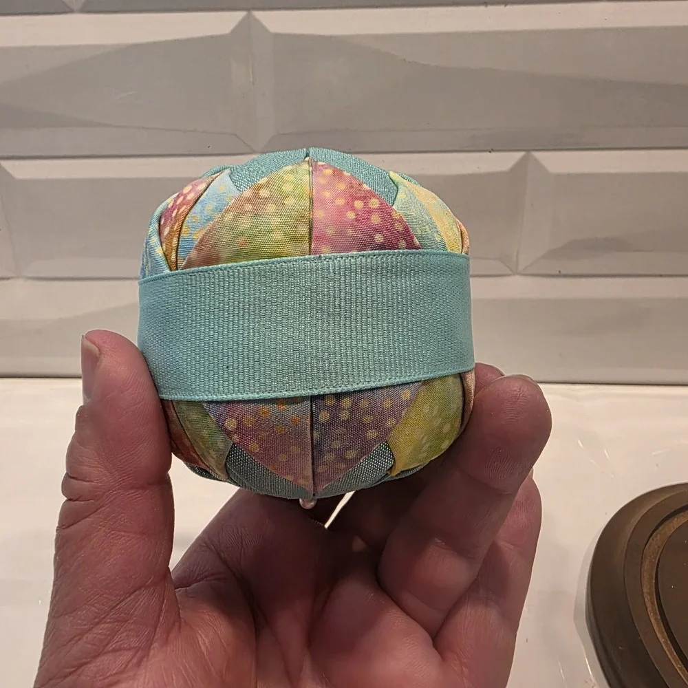 HAND MADE QUILTED FOLDED STAR‎ CHRISTMAS ORNAMENT 3